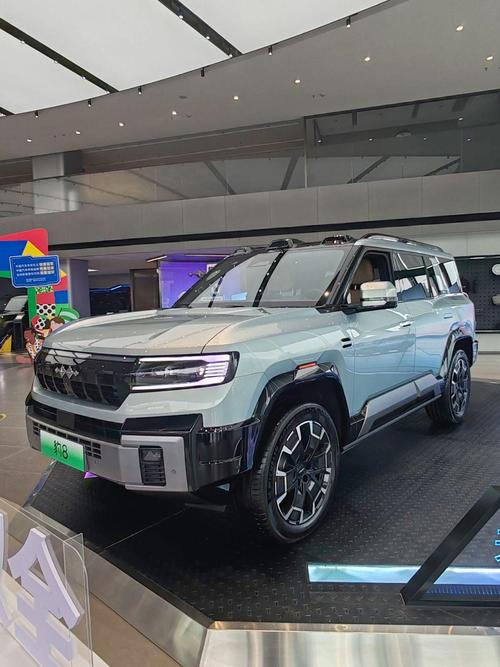 广州338比亚迪方程豹硬派越野的爆款，英菲尼迪35周年与你共成长